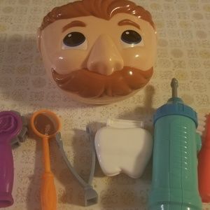 Play doh tooth doctor set